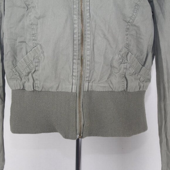 ASHlEY - Picture 3 of 11